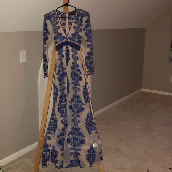 FL&L Temecula Maxi Dress - Picture 2 of 6